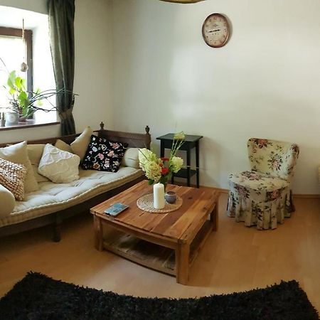 Villa Kleines Haeuschen Im Gruenen à Monheim  Extérieur photo